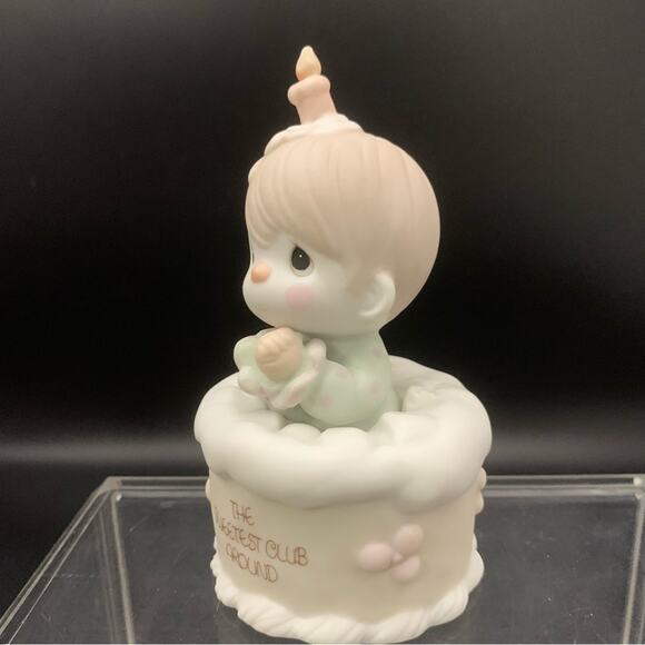 1988 Precious Moments Figurine - Picture 8 of 15